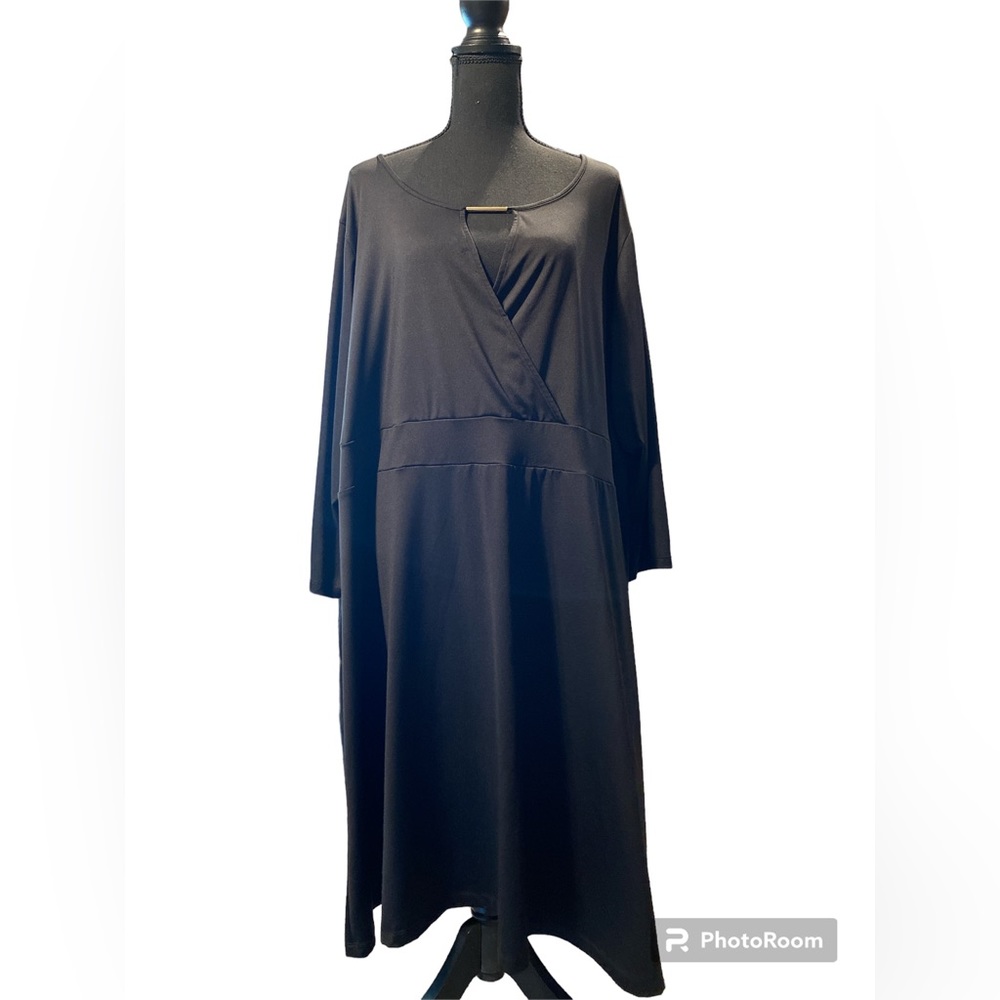 Avon Signature Collection black dress, plus size, gold bar neck detail